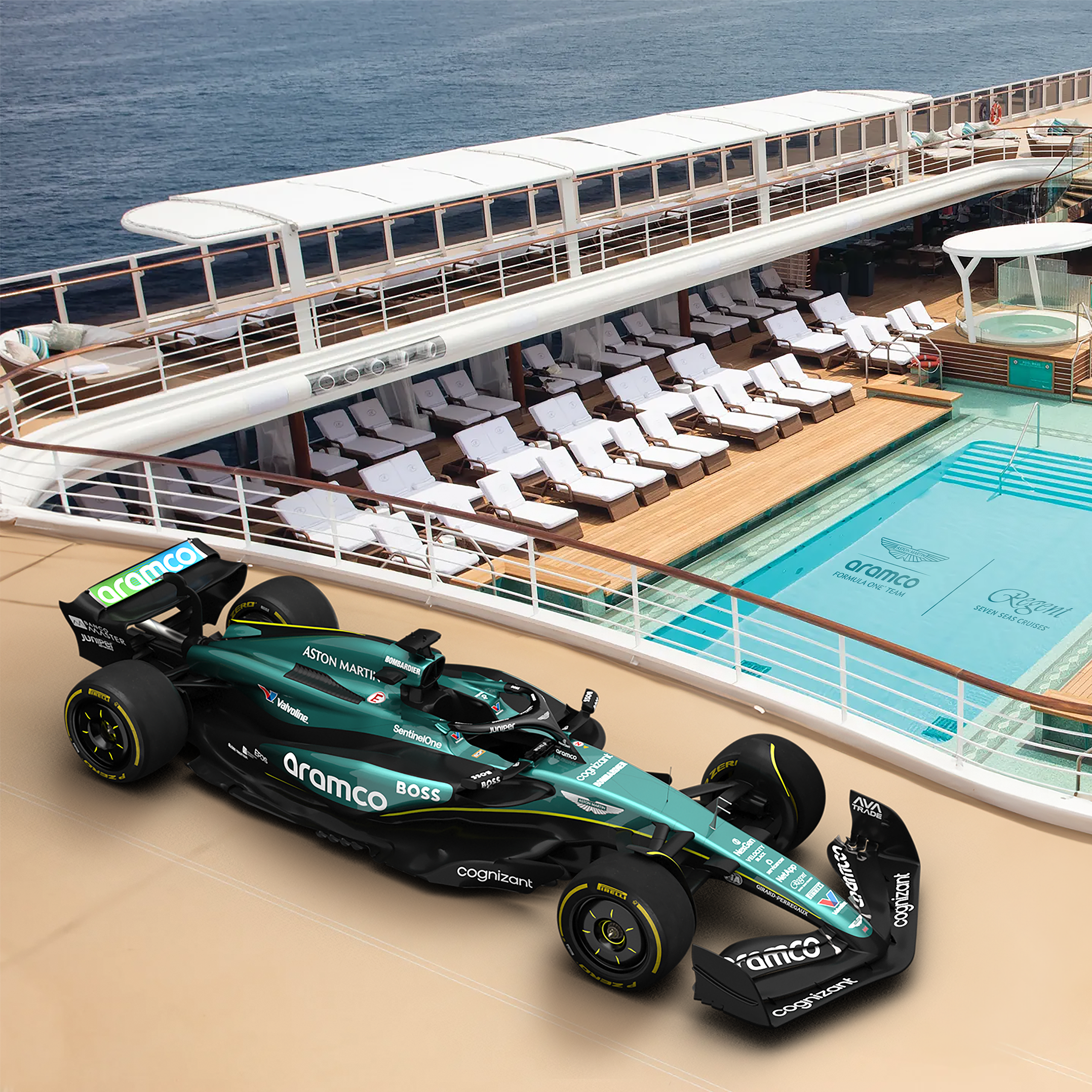 Formel 1 Auto von Aston Martin an Bord der Seven Seas Splendor