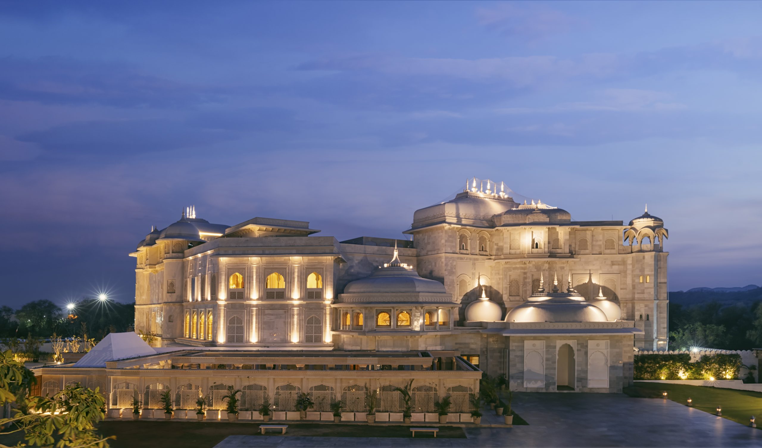 Das neue Raffles Jaipur Palace bei Nacht